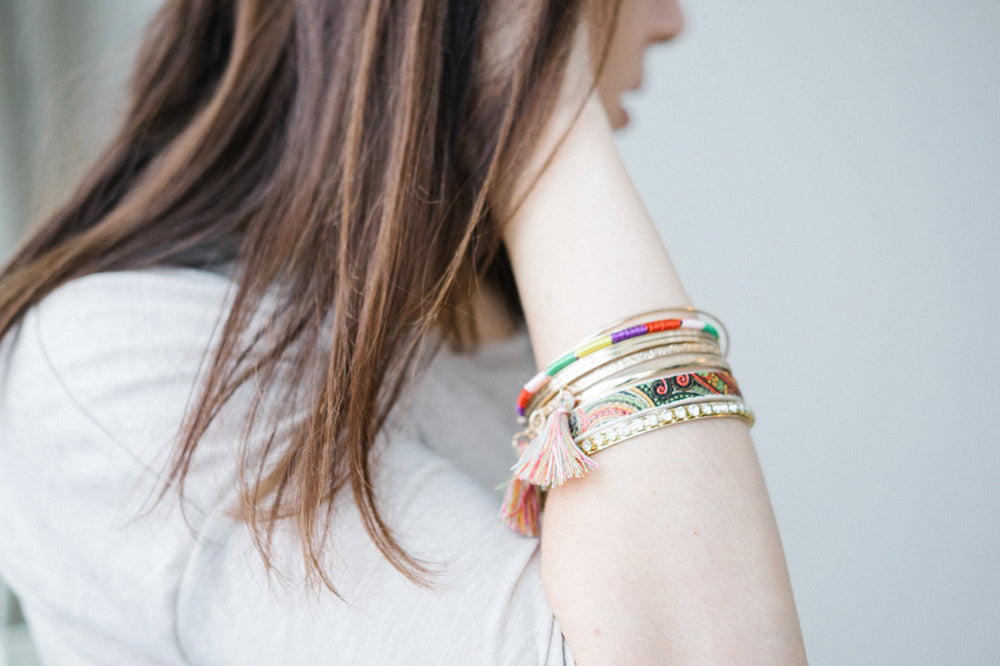 Good Hair Don’t Care - Your Guide to Using Clean and Natural Products to Care for Your Hair
