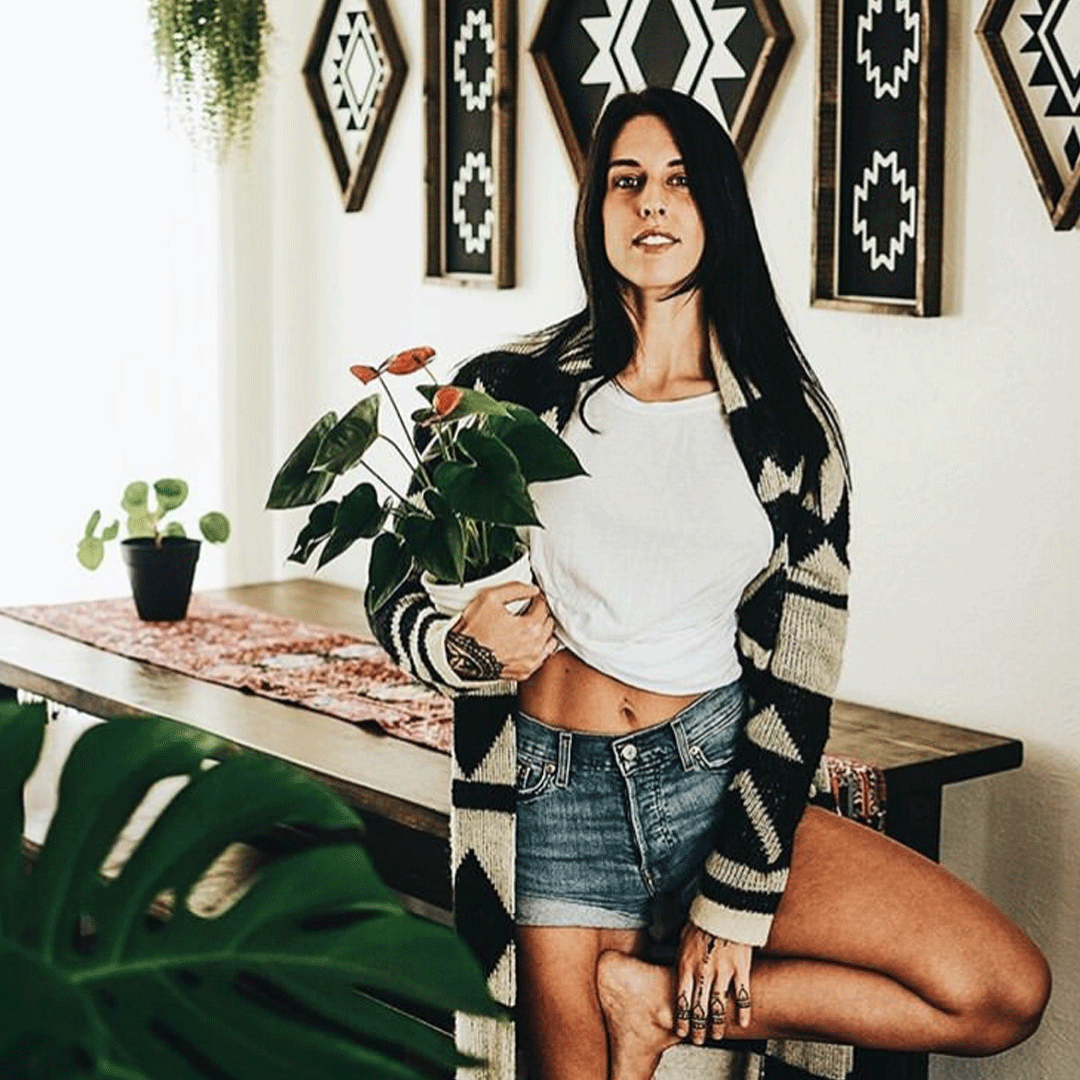 How to Live a More Holistic Life with Health & Wellness Guru Hello Natural Maven