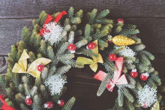 DIY Holiday Aromatherapy Blends