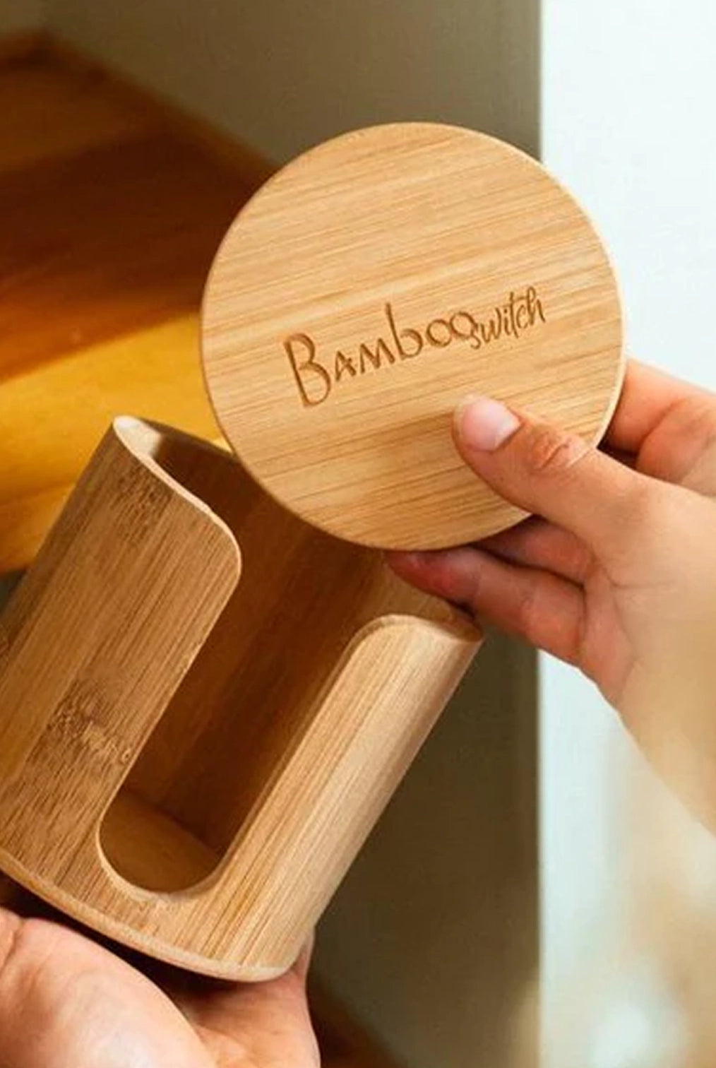 Bamboo Facial Rounds Holder by Bamboo Switch