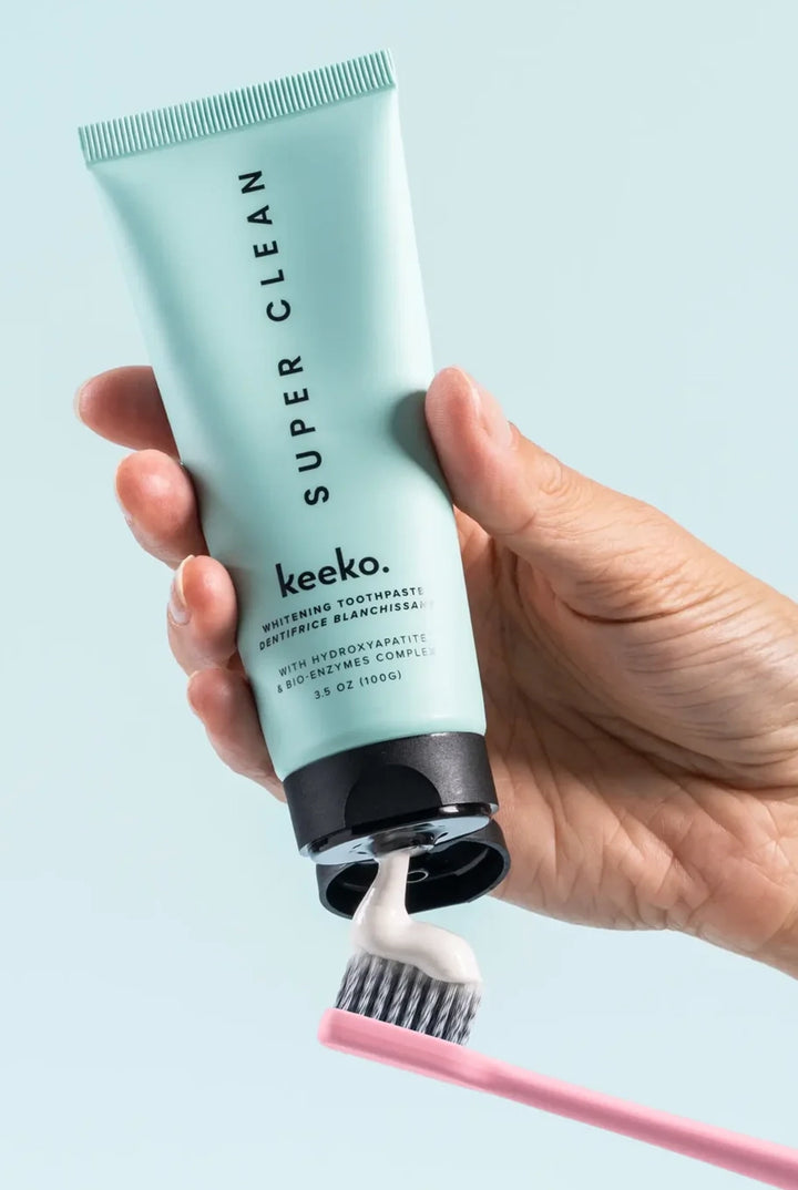 Keeko Super Clean Teeth Whitening Toothpaste - On the Brush